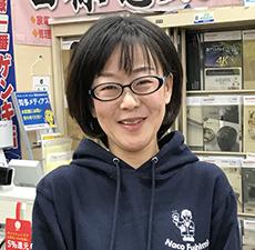 スタッフ紹介